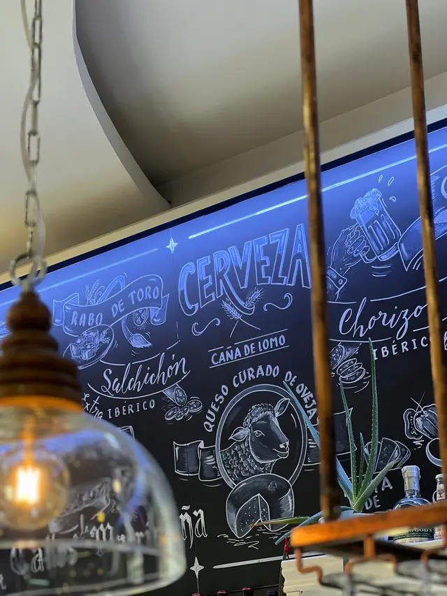 Tamberna Colina el mejor bar de tapas de Alcalá
